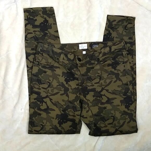 S & Co. Low Rise Camouflage Jegging  size 8 - Picture 2 of 8